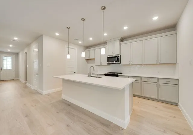 Photo 3 of Sale Pending at 201 Hatherley St, Little Elm, TX 75068 | MLS# 21275121 | Listing updated on 2026-08-29