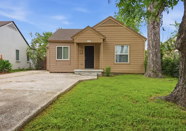 Photo 1 of Single family home for sale at 2547 Wilton Ave, Dallas, TX 75211 | MLS# 21274849 | Listing updated on 2026-07-15