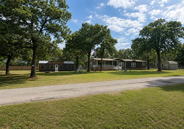 Homes for sale in Malakoff, TX | 15746 Casa Verd, Malakoff, TX 75148 | MLS# 21275391