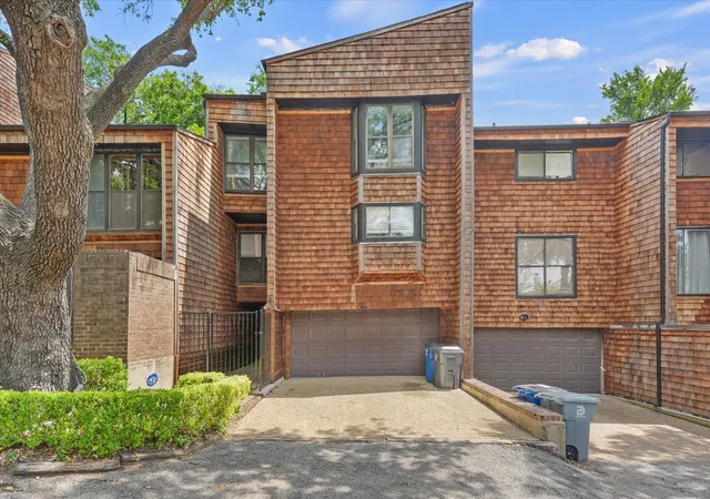 Photo 1 of Condo for sale at 7418 Fair Oaks Ave #G, Dallas, TX 75231 | MLS# 21269527 | Listing updated on 2026-07-13