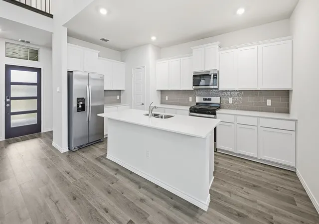Photo 3 of Single family home for sale at 2040 Hearn Dr, Royse City, TX 75189 | MLS# 21275526 | Listing updated on 2026-10-28