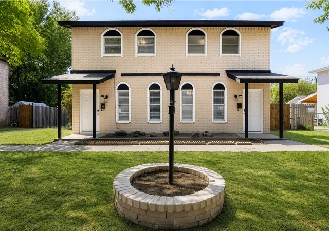 1st image of 2406 Hollandale Cir, Arlington, TX 76010 | MLS# 21272908