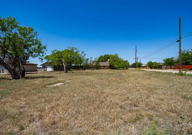 Homes for sale in Anson, TX | 2202 Avenue N, Anson, TX 79501 | MLS# 21275605
