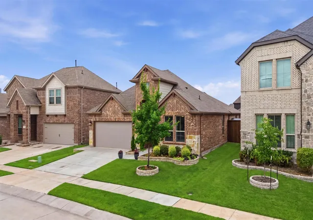 Homes for sale in Rockwall, TX | 552 Taylor Dr, Rockwall, TX 75087 | MLS# 21275606