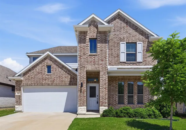 Photo 1 of Single family home for sale at 2412 Sagamore St, Fort Worth, TX 76179 | MLS# 21275479 | Listing updated on 2026-10-02