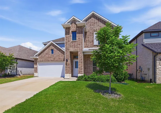 Photo 2 of Single family home for sale at 2412 Sagamore St, Fort Worth, TX 76179 | MLS# 21275479 | Listing updated on 2026-10-02