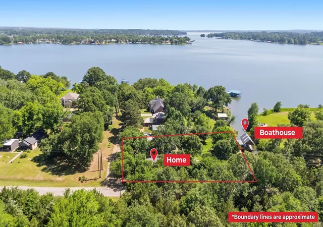 Homes for sale in Flint, TX | 16285 W County Road 189, Flint, TX 75762 | MLS# 21275266