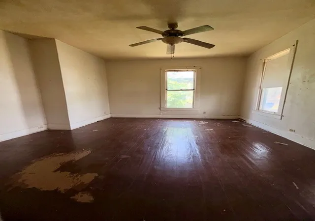 4th image of 819 S 10Th St, Waco, TX 76706 | MLS# 21274715