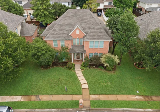 Homes for sale in Keller, TX | 1537 Lakeview Dr, Keller, TX 76248 | MLS# 21272920