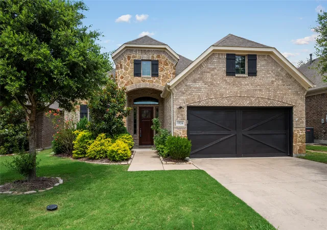 Homes for sale in Heath, TX | 1524 Sonnet Dr, Heath, TX 75126 | MLS# 21271568