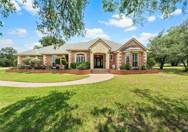 Single family home for sale at 175 Winding Trl, Crawford, TX 76638 | MLS# 21275481