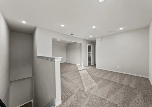 Photo 3 of Single family home for sale at 615 Forest Haven Dr, Van Alstyne, TX 75495 | MLS# 21275816 | Listing updated on 2026-10-07