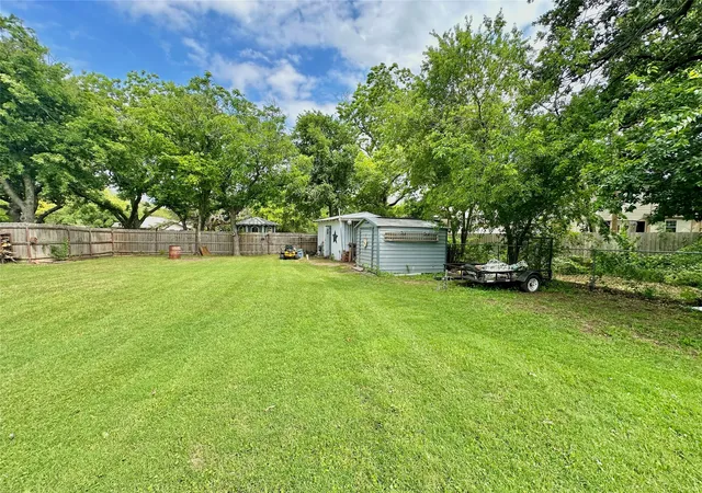 Homes for sale in Ranger, TX | 121 N Homer St, Ranger, TX 76470 | MLS# 21275779