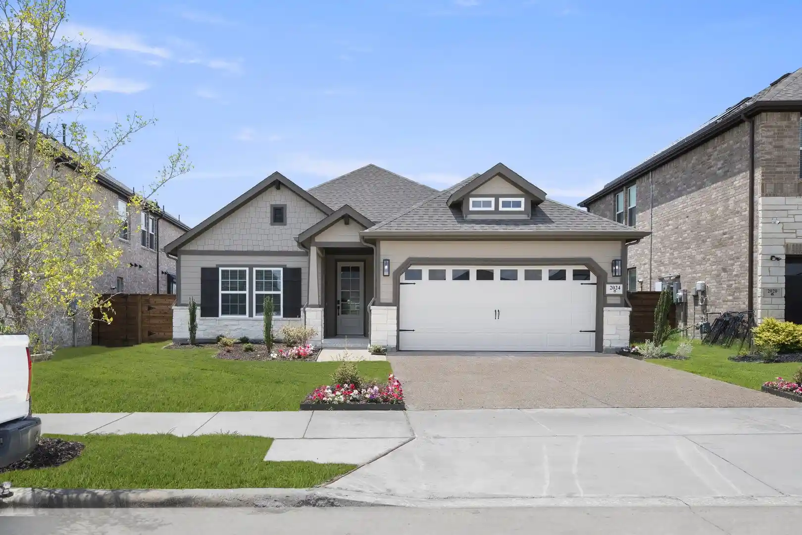 Photo 1 of Single family home for sale at 2024 Blossom Trl, Mesquite, TX 75181 | MLS# 21275842 | Listing updated on 2026-10-29