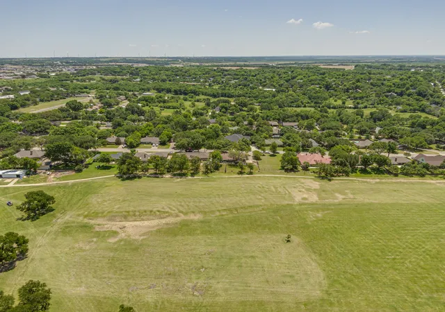Homes for sale in Hillsboro, TX | 711 Craig St, Hillsboro, TX 76645 | MLS# 21275057