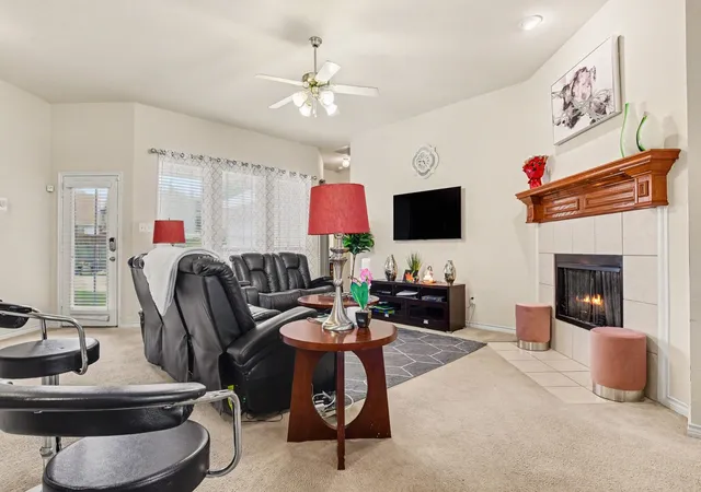 Photo 3 of Single family home for sale at 3210 Silver Springs Wy, Rowlett, TX 75089 | MLS# 21275970 | Listing updated on 2026-07-28