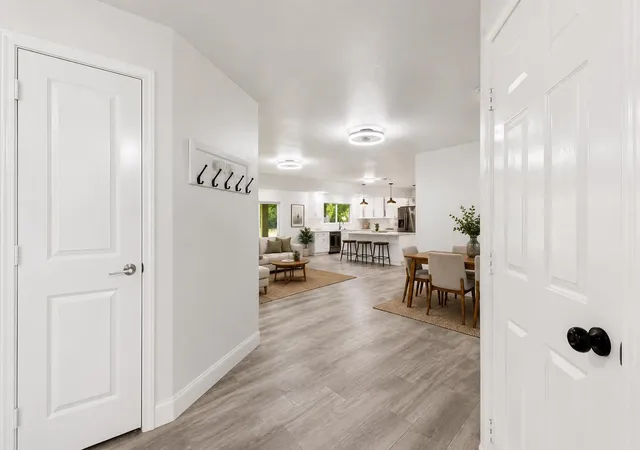 Photo 3 of Single family home for sale at 714 S Deerfield Cir, Arlington, TX 76015 | MLS# 21276003 | Listing updated on 2026-08-20