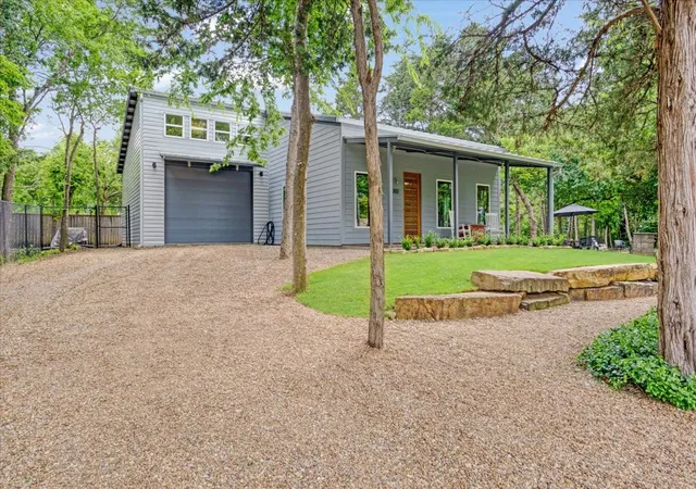 Homes for sale in Pottsboro, TX | 202 Parker Dr, Pottsboro, TX 75076 | MLS# 21270691