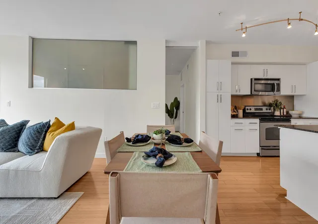 Photo 4 of Condo for sale at 4040 N Hall St #304, Dallas, TX 75219 | MLS# 21276017 | Listing updated on 2026-10-03