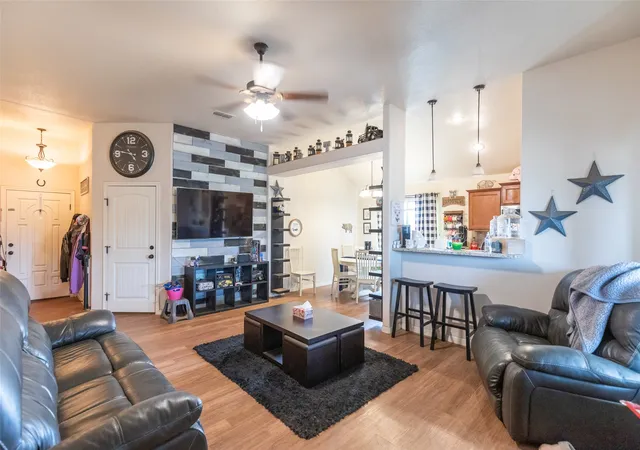 Photo 3 of Sale Pending at 324 Foxtrot Ln, Abilene, TX 79602 | MLS# 21276063 | Listing updated on 2026-05-29