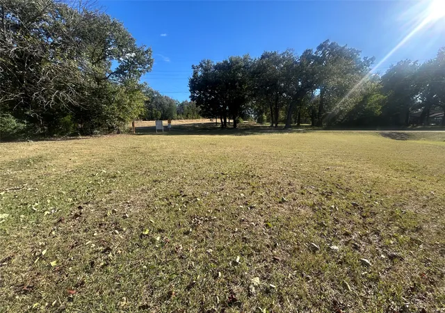 Photo 1 of Land for sale at 0 Lake Ln, Eustace, TX 75124 | MLS# 21276080 | Listing updated on 2026-07-22