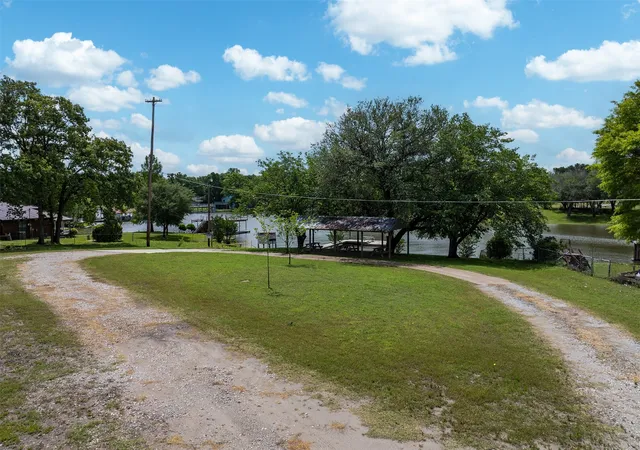 Homes for sale in Tool, TX | 46 Kanakoa Dr, Tool, TX 75143 | MLS# 21276092