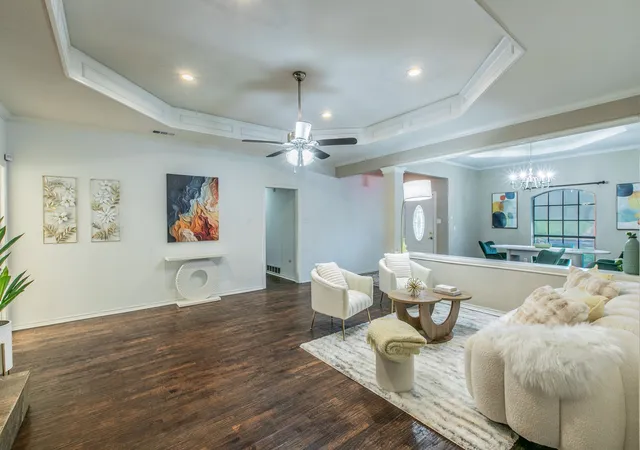 Photo 3 of Sale Pending at 3302 Oxford Dr, Rowlett, TX 75088 | MLS# 21248254 | Listing updated on 2026-09-01