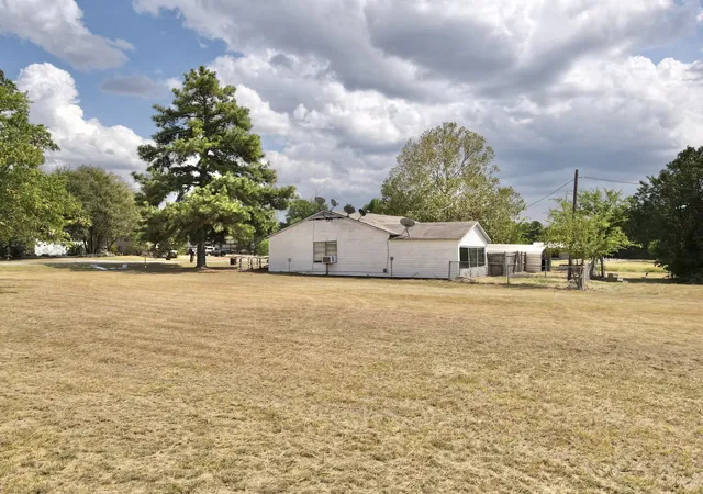 Homes for sale in East Tawakoni, TX | 130 Calhoon Cvs, East Tawakoni, TX 75472 | MLS# 21276144