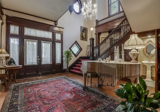 Photo 3 of Mansion for sale at 400 W Denton St, Ennis, TX 75119 | MLS# 21275950 | Listing updated on 2026-08-20