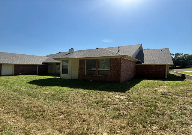 Homes for sale in Tyler, TX | 3814 Lamb Dr, Tyler, TX 75709 | MLS# 21275872