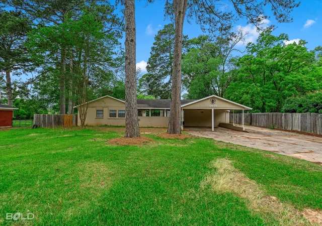 Photo 3 of Single family home for sale at 9434 Palmetto Ln, Shreveport, LA 71118 | MLS# 21276187 | Listing updated on 2026-08-26