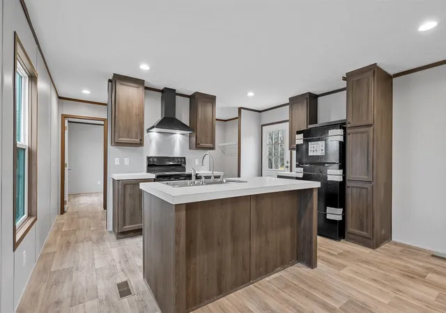 Photo 2 of Manufactured home for sale at 1107 Ridgeview Cir, Granbury, TX 76048 | MLS# 21274706 | Listing updated on 2026-08-17