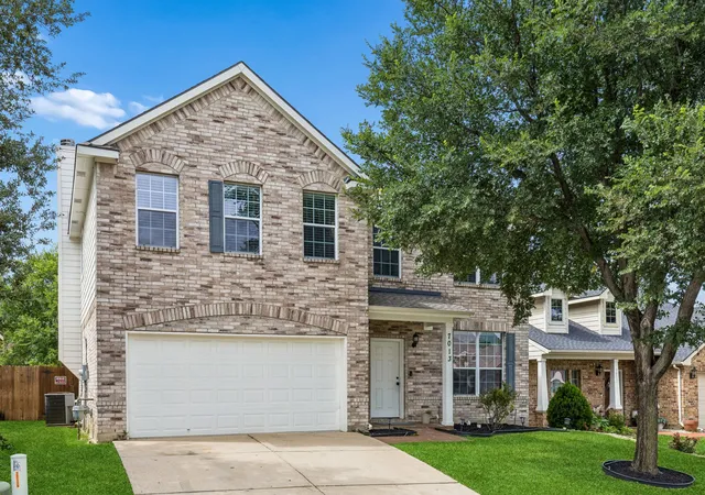 Photo 2 of Single family home for sale at 7013 Lindentree Ln, Fort Worth, TX 76137 | MLS# 21257972 | Listing updated on 2026-08-28