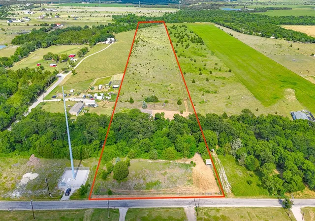 Photo 1 of Manufactured home for sale at 1612 Wilson Rd, Waxahachie, TX 75165 | MLS# 21274267 | Listing updated on 2026-07-27
