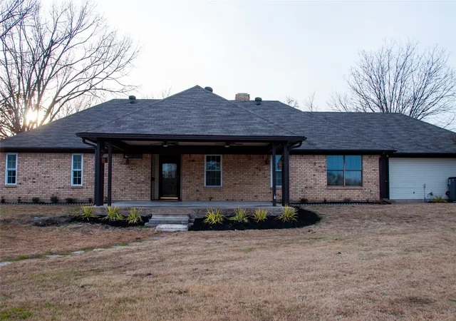 2nd image of 3104 Canton St, Greenville, TX 75402 | MLS# 21261642
