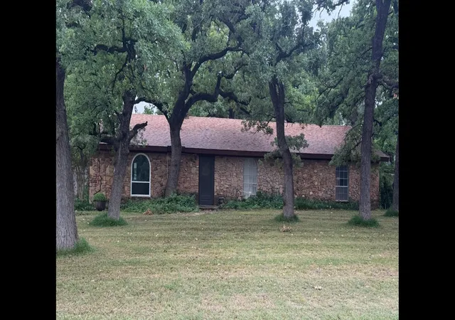 Homes for sale in Chico, TX | 703 W Sherman St, Chico, TX 76431 | MLS# 21251901