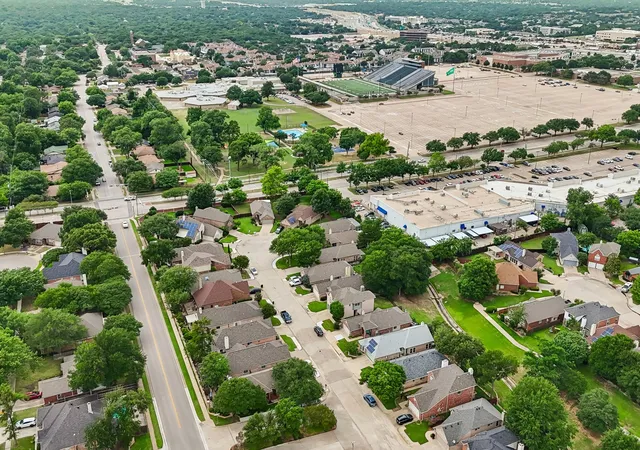 Homes for sale in Bedford, TX | 2232 Wembley Wood Ln, Bedford, TX 76022 | MLS# 21266308