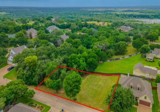 Homes for sale in Woodway, TX | 17058 Dominion Dr, Woodway, TX 76712 | MLS# 21276843