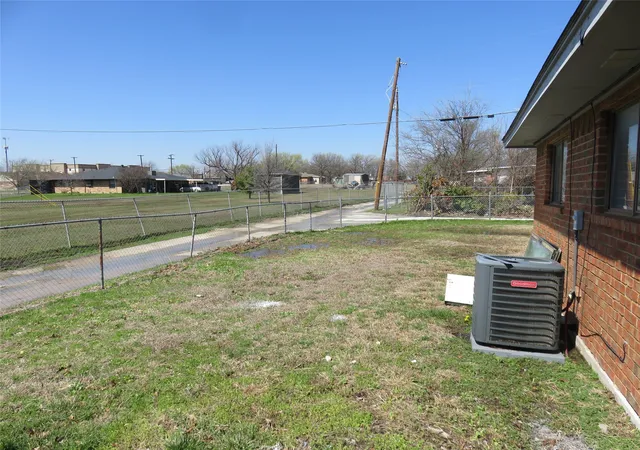 26th image of 3903/3901 William St, Sachse, TX 75048 | MLS# 21275726