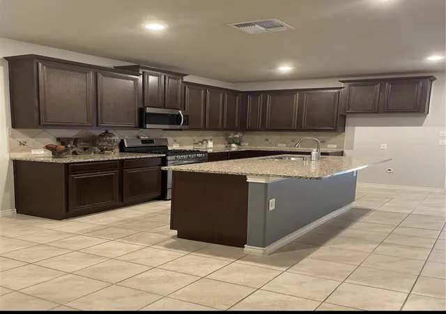Photo 3 of Single family home for sale at 5244 Canfield, Forney, TX 75126 | MLS# 21276939 | Listing updated on 2026-08-30