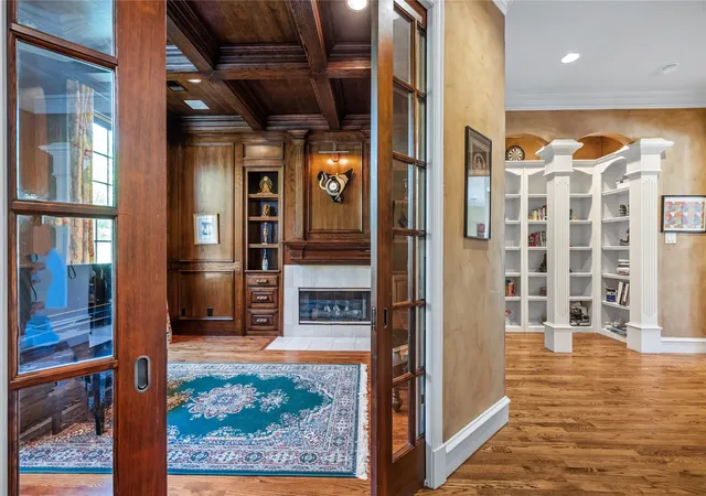 Photo 4 of Sale Pending at 5308 Del Roy Dr, Dallas, TX 75229 | MLS# 21276336 | Listing updated on 2026-07-23