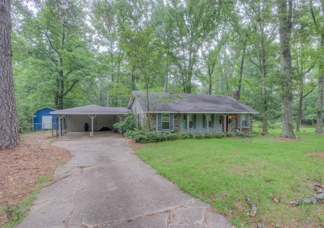 Photo 2 of Single family home for sale at 7971 Timmons Trl, Shreveport, LA 71107 | MLS# 21273712 | Listing updated on 2026-09-30