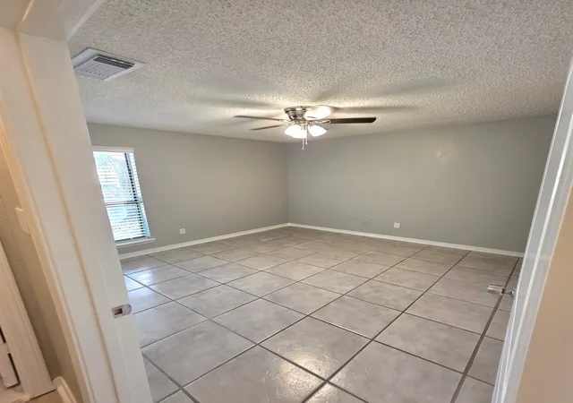 Homes for sale in Arlington, TX | 1308 Memory Ln, Arlington, TX 76011