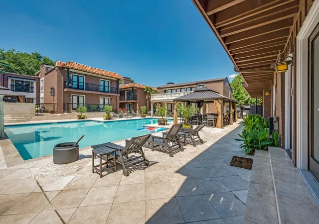 Photo 2 of Condo for sale at 5926 Sandhurst Ln #124, Dallas, TX 75206 | MLS# 21275867 | Listing updated on 2026-08-28