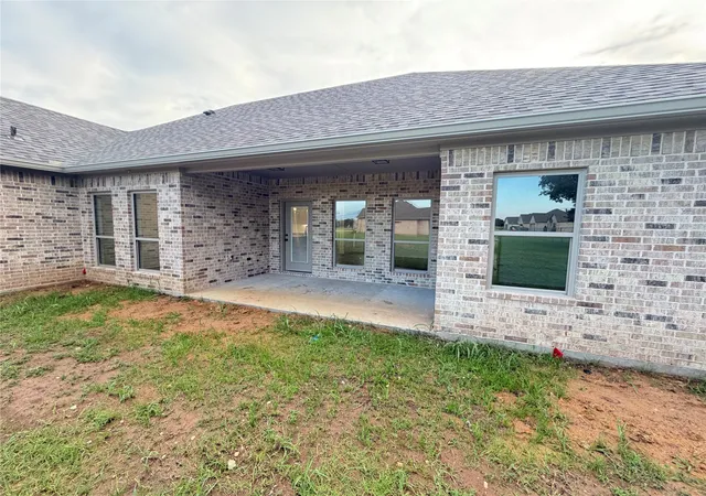 Homes for sale in Lindsay, TX | 501 John Jr Dr, Lindsay, TX 76250 | MLS# 21277154