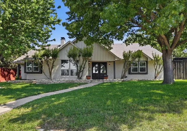 Homes for sale in Carrollton, TX | 2625 Ramblewood Dr, Carrollton, TX 75006 | MLS# 21272396