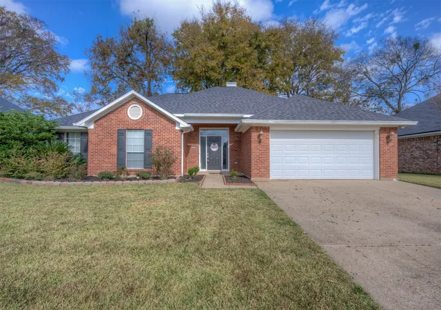 Photo 1 of Single family home for sale at 5191 Tara Ln, Bossier City, LA 71111 | MLS# 21277187 | Listing updated on 2026-07-27