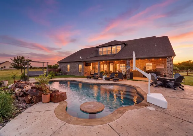 Photo 2 of Single family home for sale at 19001 N County Line Rd, Ponder, TX 76259 | MLS# 21277242 | Listing updated on 2026-08-21