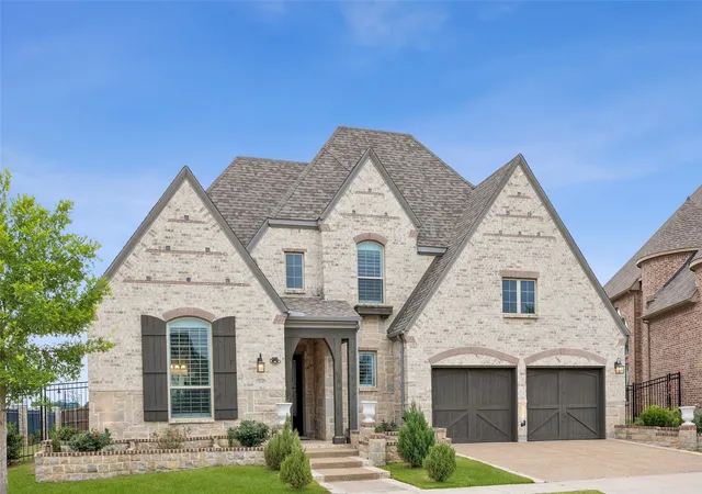 Photo 1 of Single family home for sale at 1910 Woodland Skipper Wy, Arlington, TX 76005 | MLS# 21270416 | Listing updated on 2026-08-31