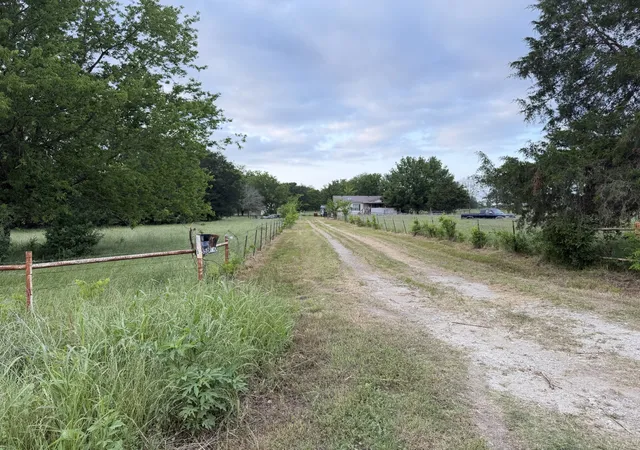 Homes for sale in Wills Point, TX | 550 Vz County Road 3436, Wills Point, TX 75169 | MLS# 21277403
